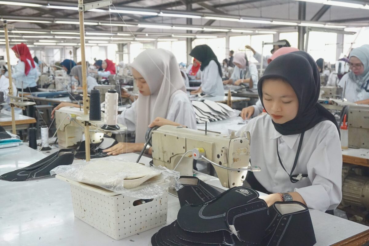 Sewing line for sneaker uppers at the PT Sinar Runnerindo factory